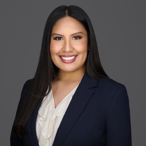 Ariel Mathis | Litigation Attorney