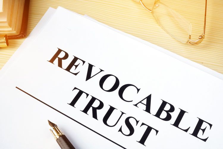 revocable and irrevocable trust representing differences in estate planning options